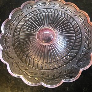 Small pink cake plate for tiny cakes or cupcakes